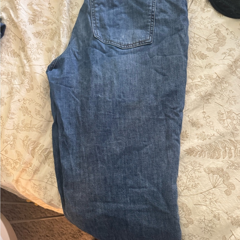Women Blue Jeans - Picture 3 of 4